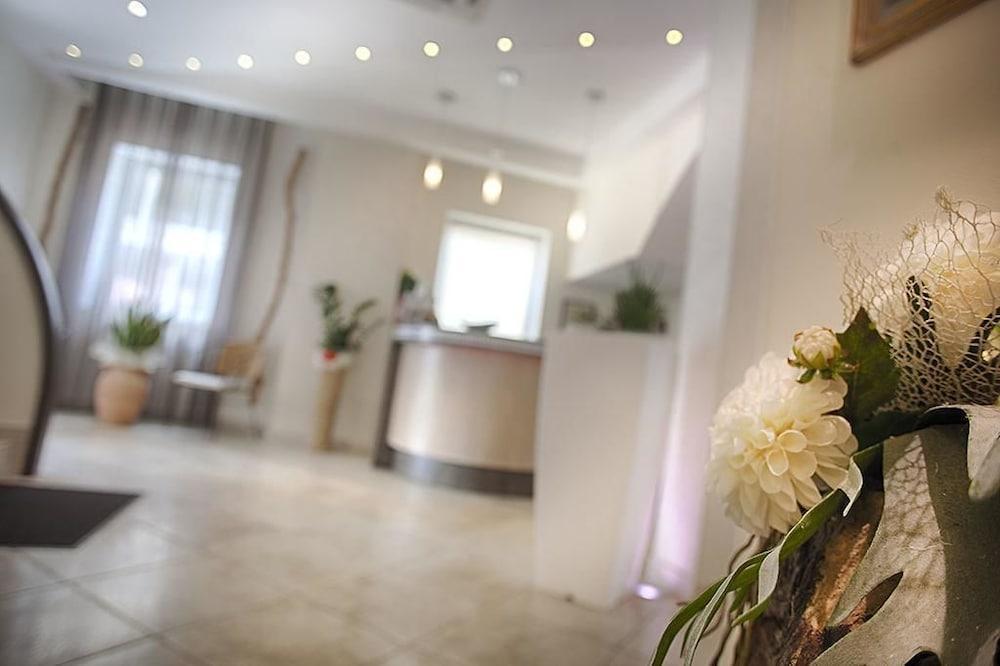 Hotel Brienz 벨레지아아지마리나 외부 사진