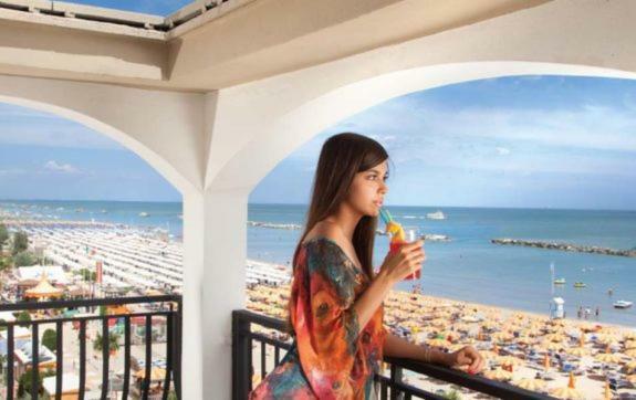 Hotel Brienz 벨레지아아지마리나 외부 사진